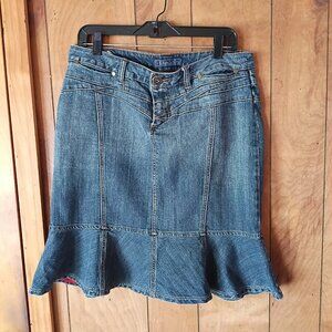 Baccini Denim Skirt Womens Size 10 Blue Stretch Jean Skirt Ruffle Hem Knee Lengt